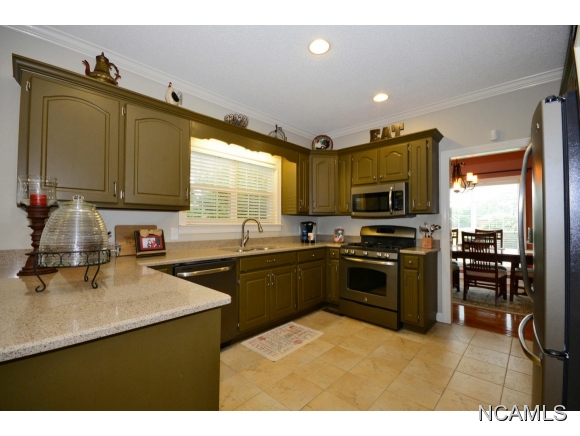 95 CO RD 1313, Vinemont, AL 35179