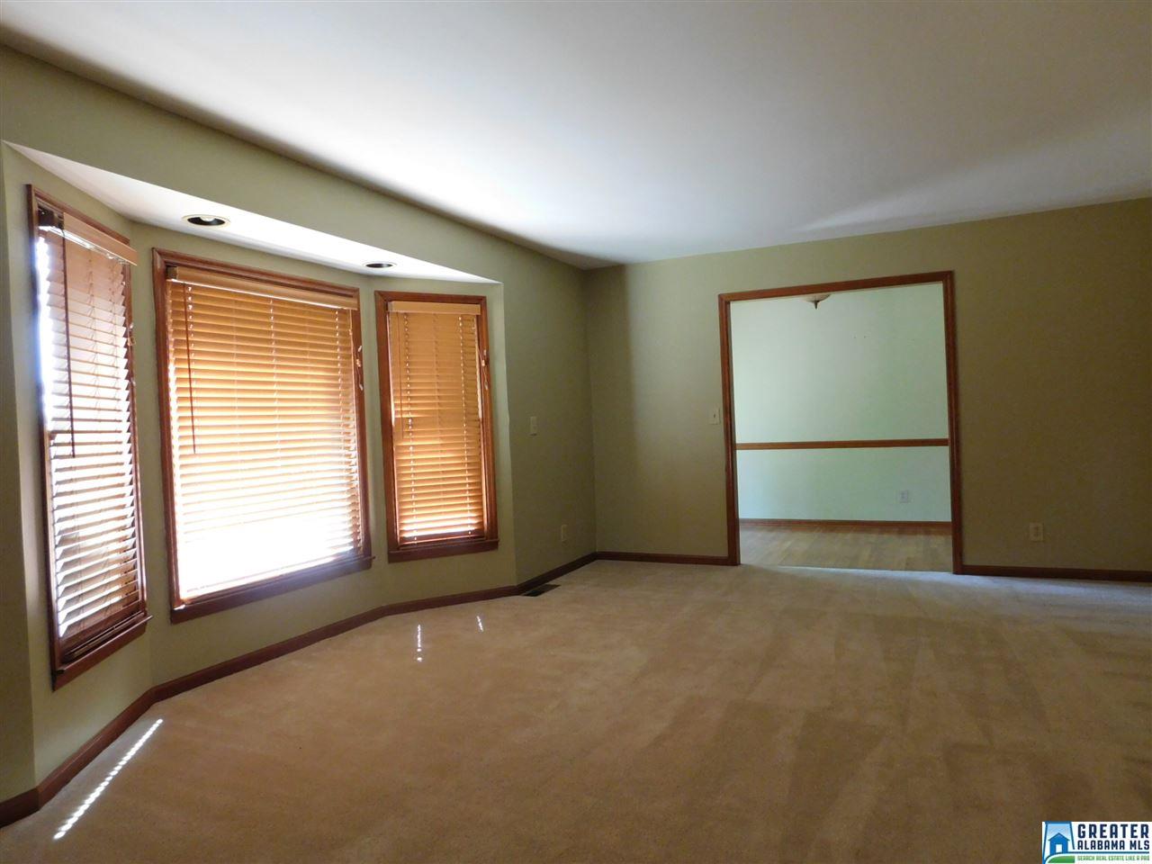 355 GRANDVIEW TRL, Warrior, AL 35180