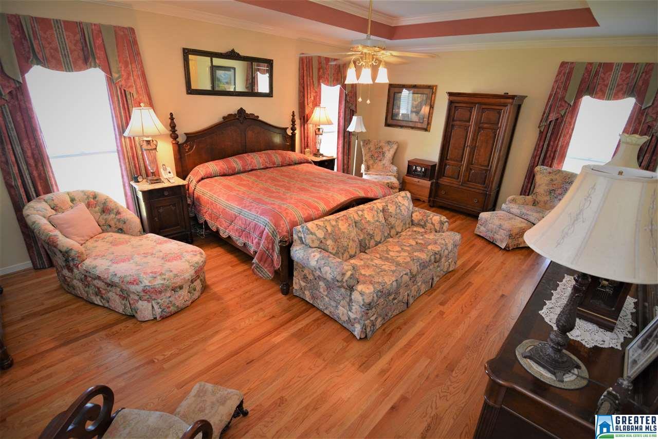 400 LOKEY LN, Wilsonville, AL 35186