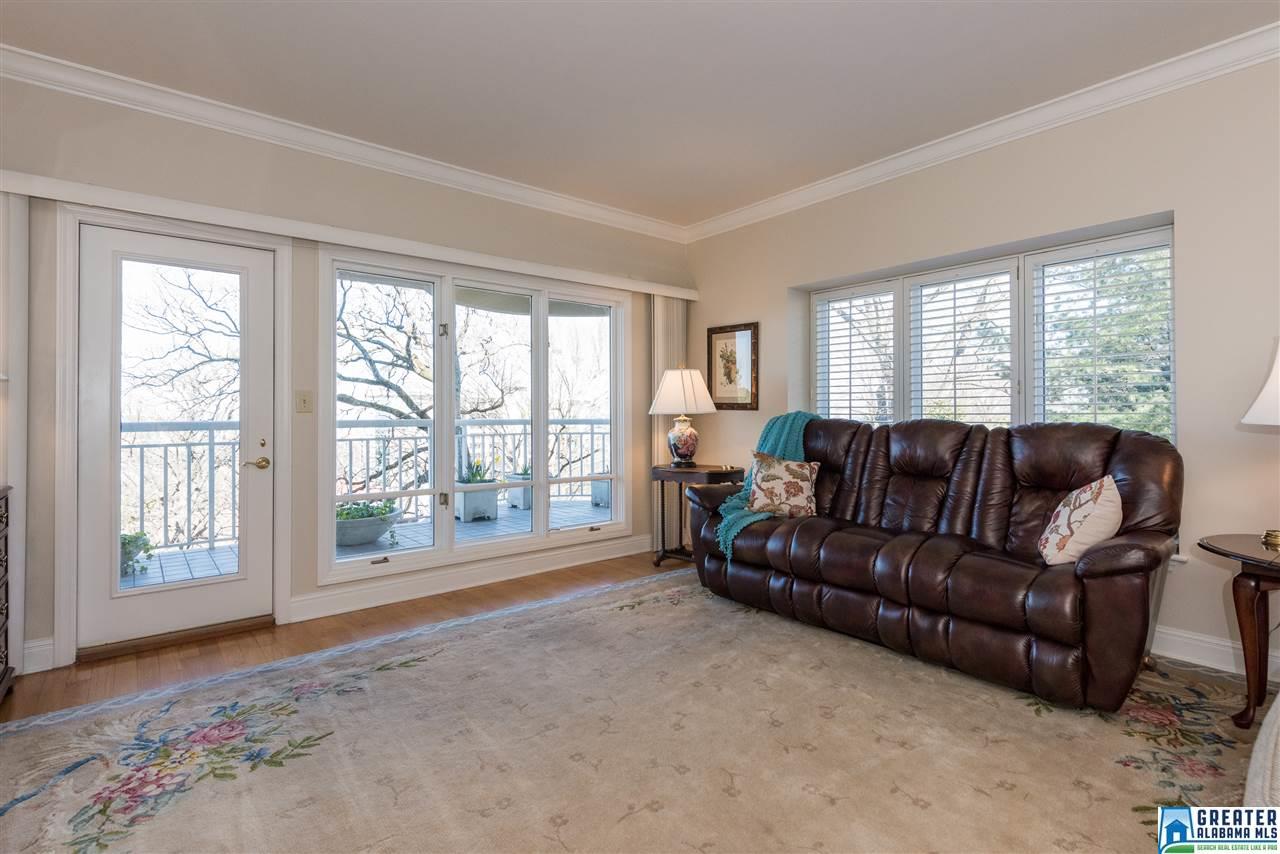 2700 ARLINGTON AVE, Birmingham, AL 35201