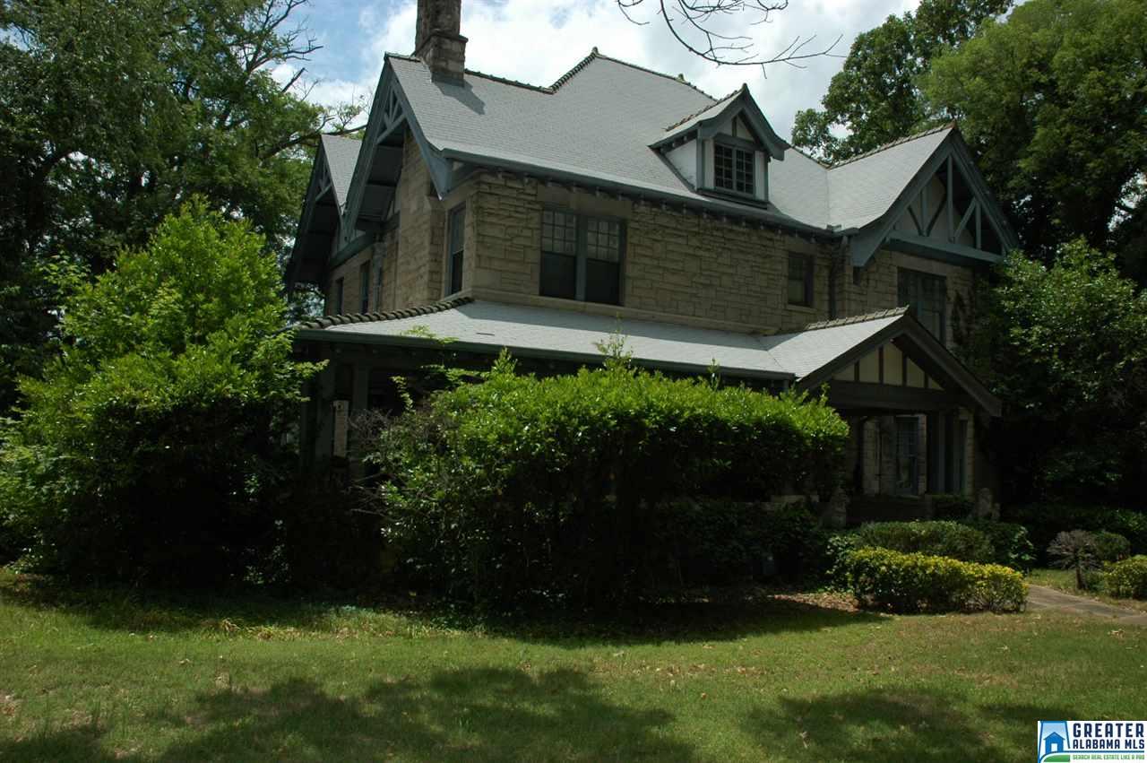 2762 HANOVER CIR, Birmingham, AL 35205