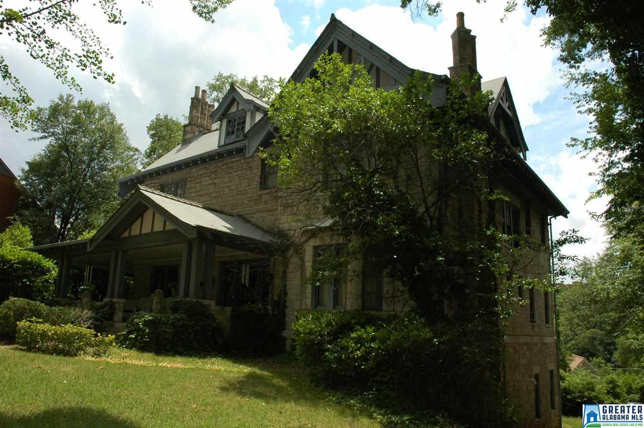 2762 HANOVER CIR, Birmingham, AL 35205
