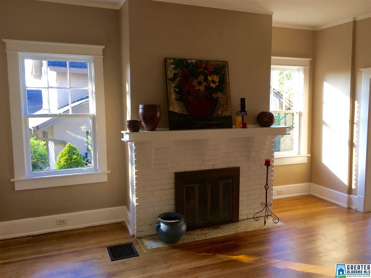 1057 LAKEVIEW CRESCENT, Birmingham, AL 35205
