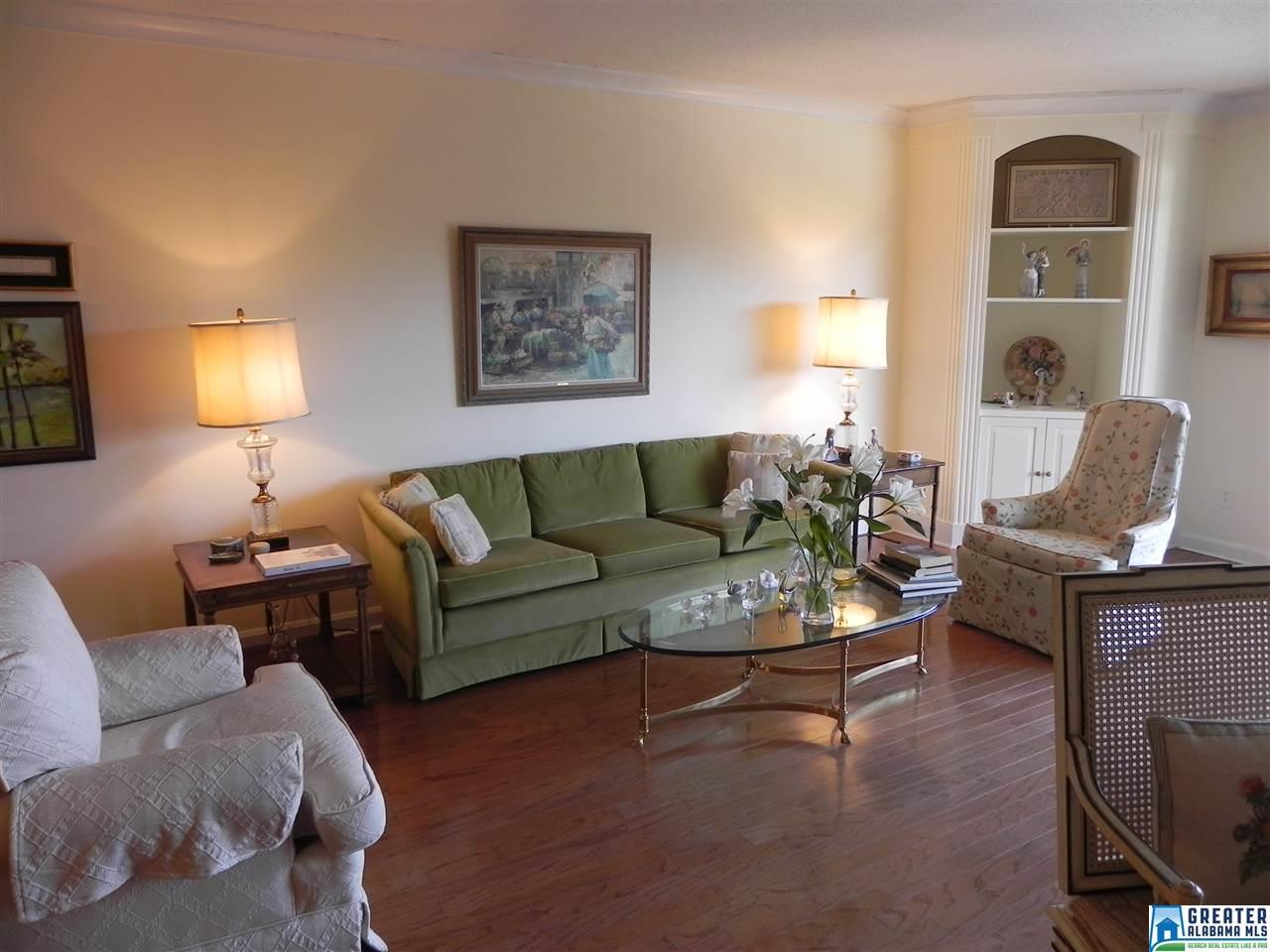 1120 BEACON PKWY, Birmingham, AL 35209