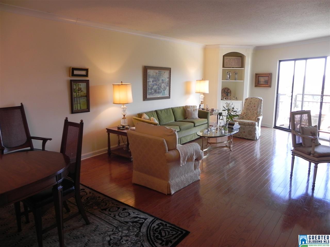 1120 BEACON PKWY, Birmingham, AL 35209