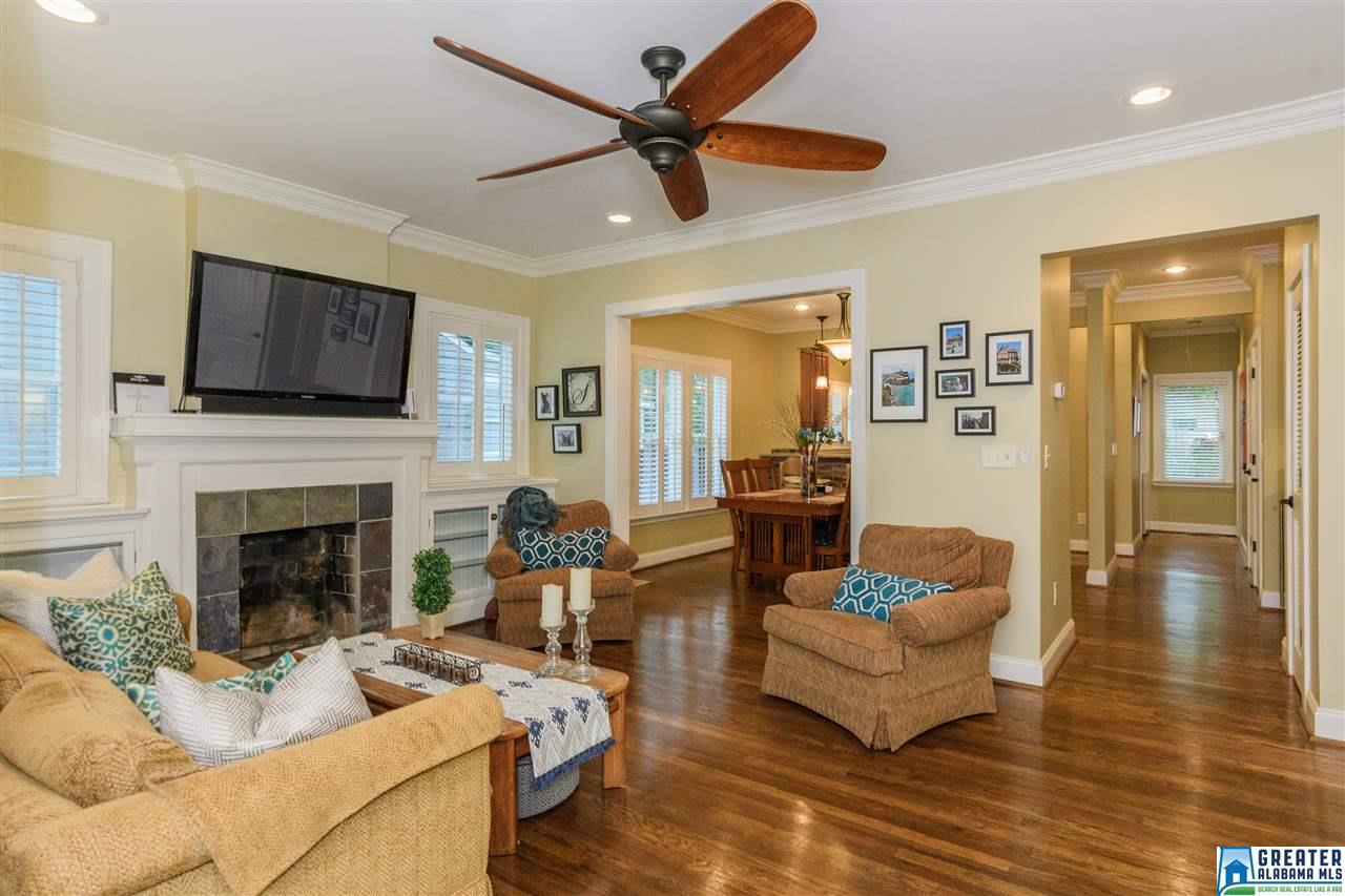 605 BROADWAY ST, Homewood, AL 35209