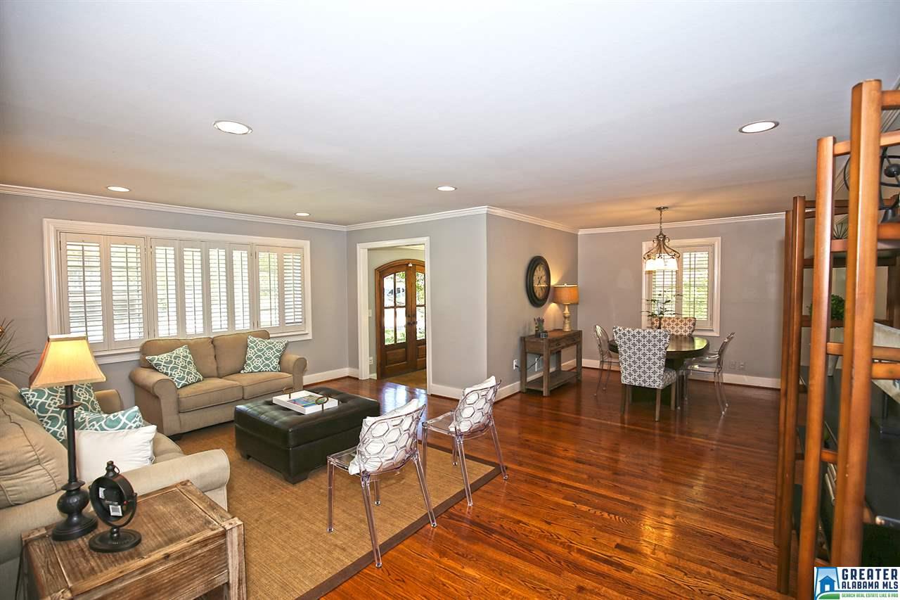 107 YORKSHIRE DR, Homewood, AL 35209