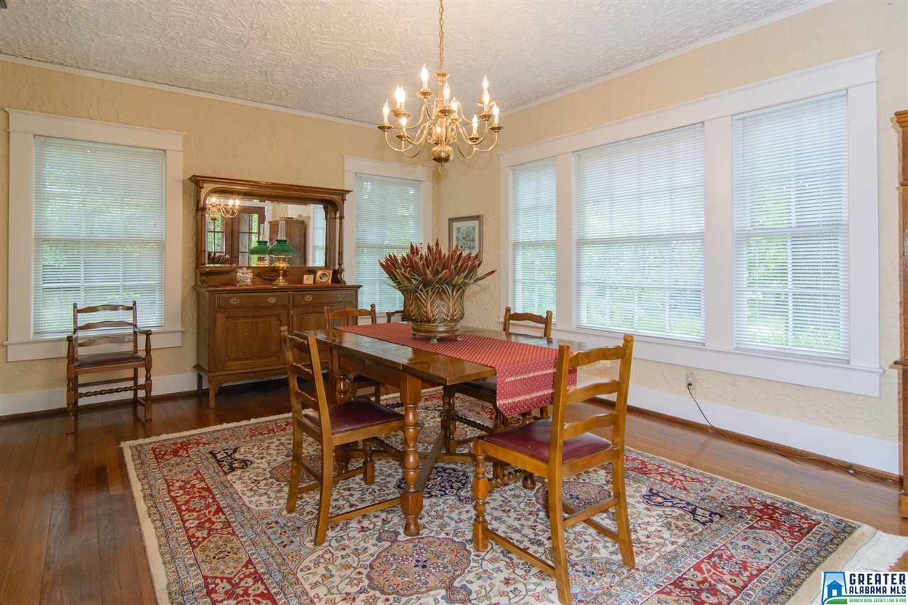 404 YORKSHIRE DR, Homewood, AL 35209