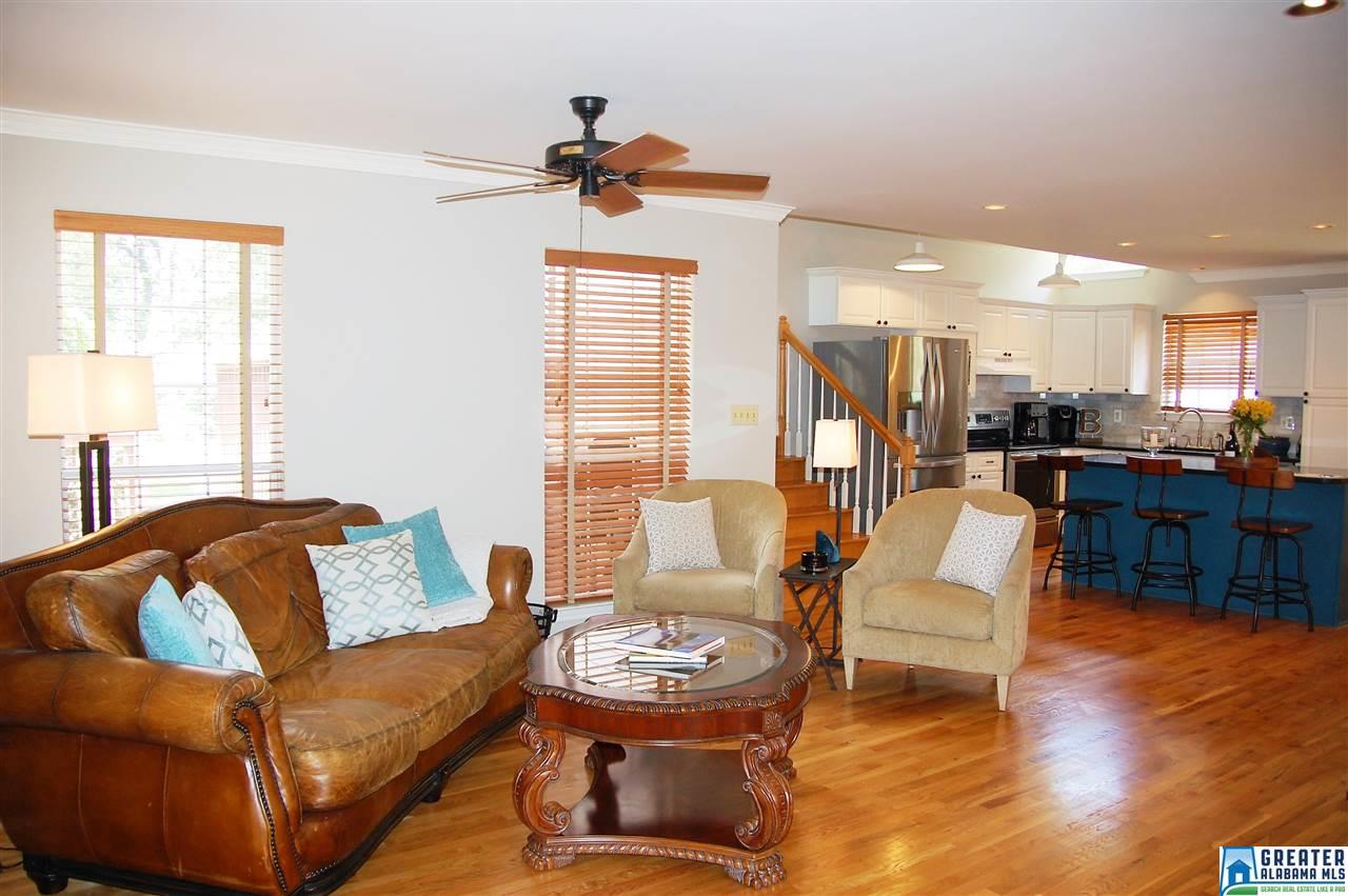 302 REDFERN ST, Homewood, AL 35209