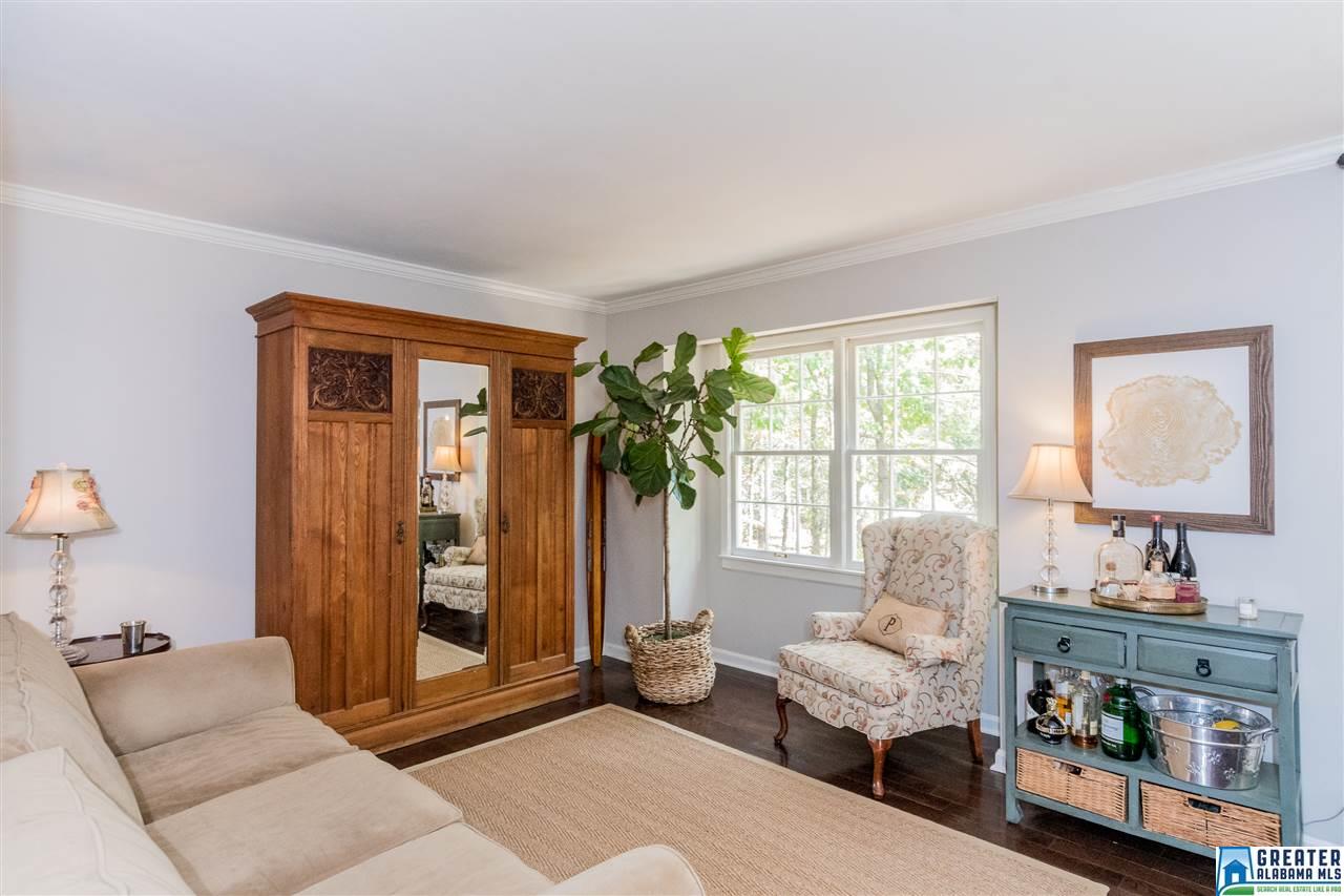 524 CLERMONT DR, Homewood, AL 35209
