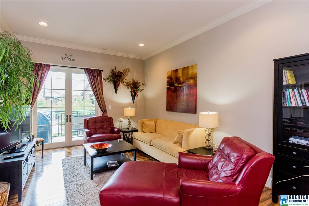 350 HALLMAN HILL, Homewood, AL 35209