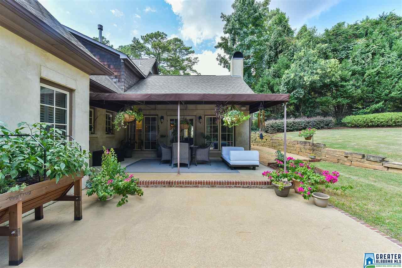 557 DURHAM DR, Homewood, AL 35209