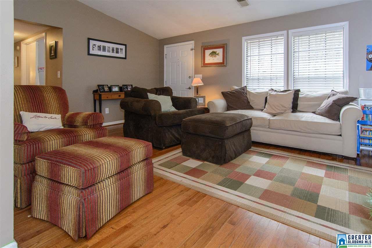 5278 WHIPPOORWILL RD, Irondale, AL 35210