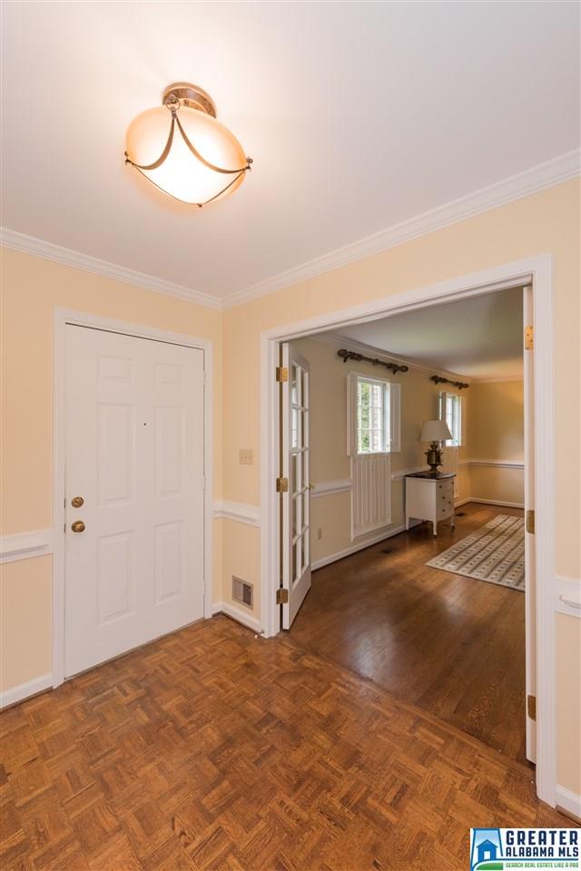 4432 FREDERICKSBURG DR, Mountain Brook, AL 35213
