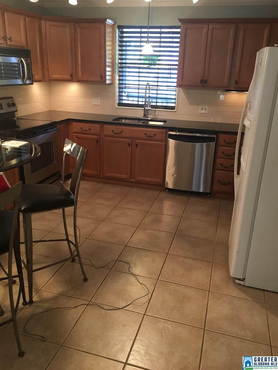 940 BEECH LN, Mountain Brook, AL 35213