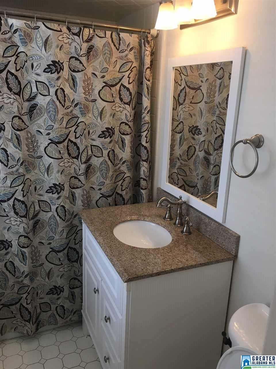 940 BEECH LN, Mountain Brook, AL 35213