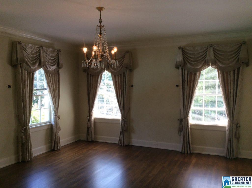 2917 FAIRWAY DR, Mountain Brook, AL 35213