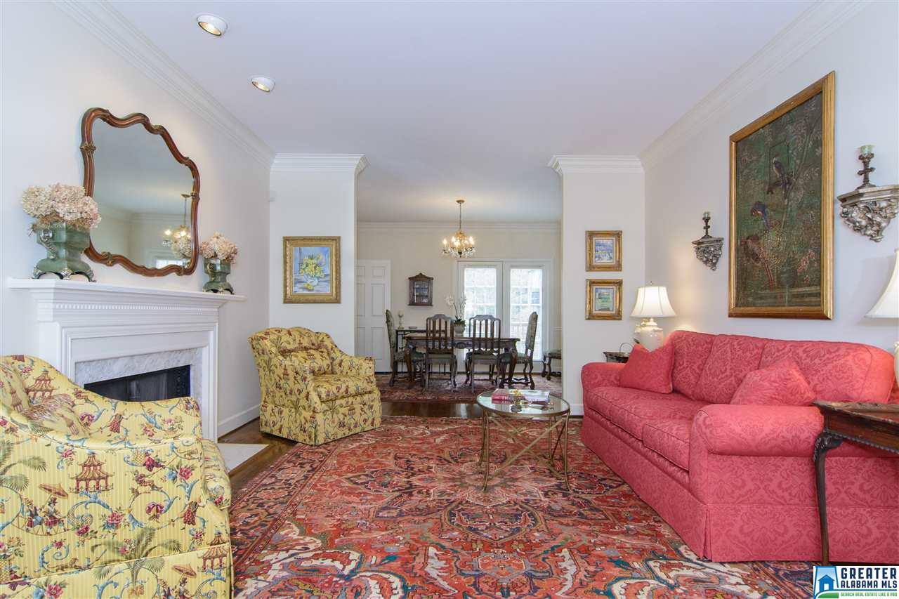 2215 BROOKSHIRE PL, Mountain Brook, AL 35213