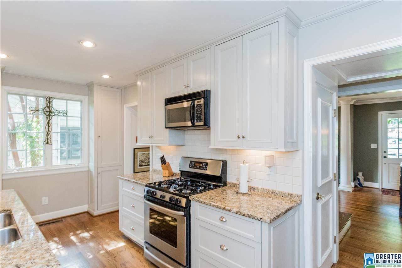 711 BRADDOCK AVE, Mountain Brook, AL 35213