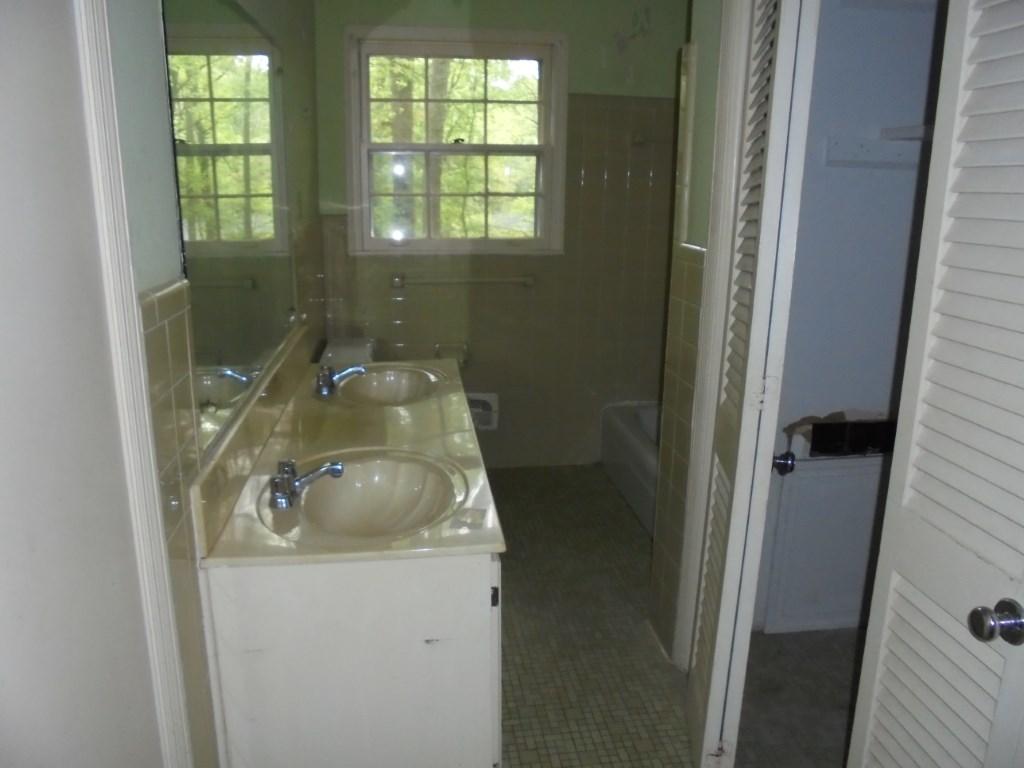 318 Orchid RdBirmingham, AL, 35215Jefferson County