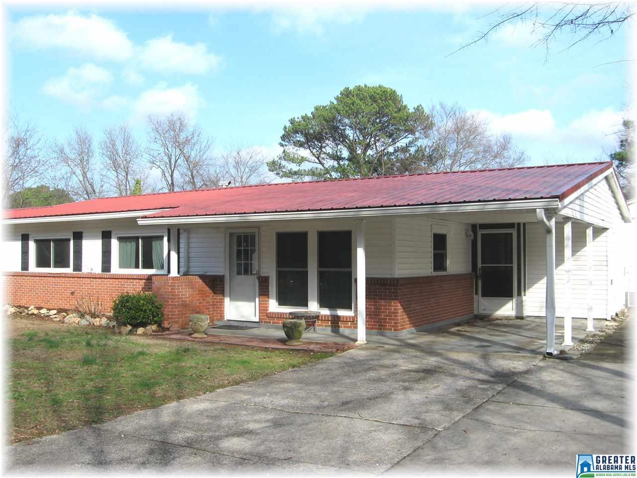 2129 MYRTLEWOOD DR, Hoover, AL 35216