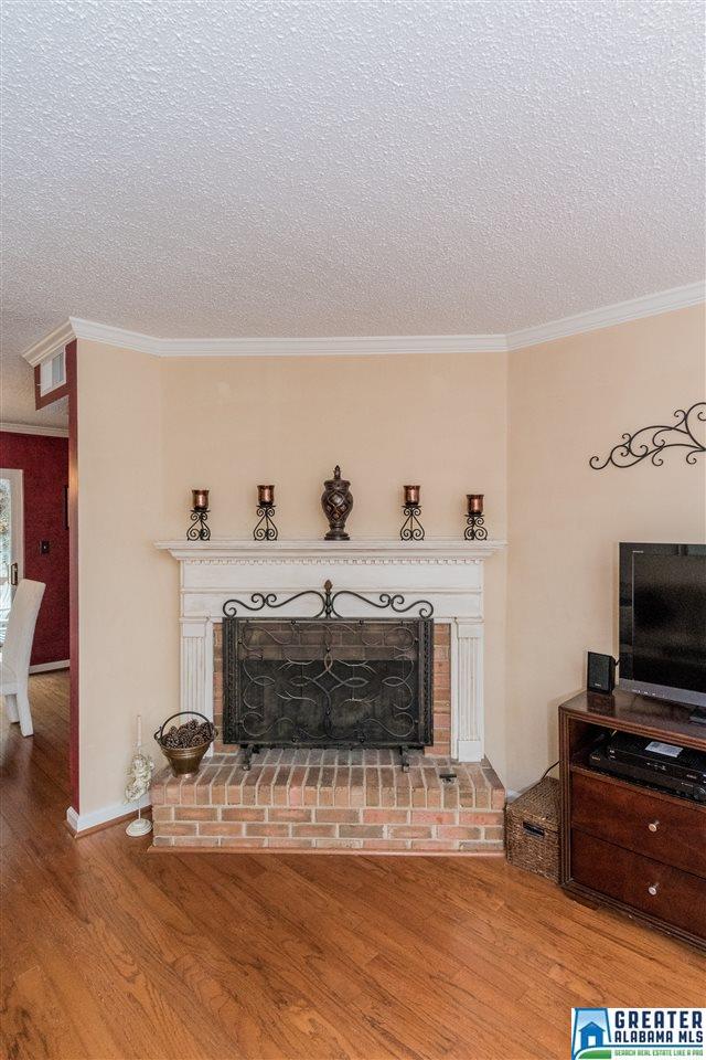 502 CEDAR CREST DR, Hoover, AL 35216