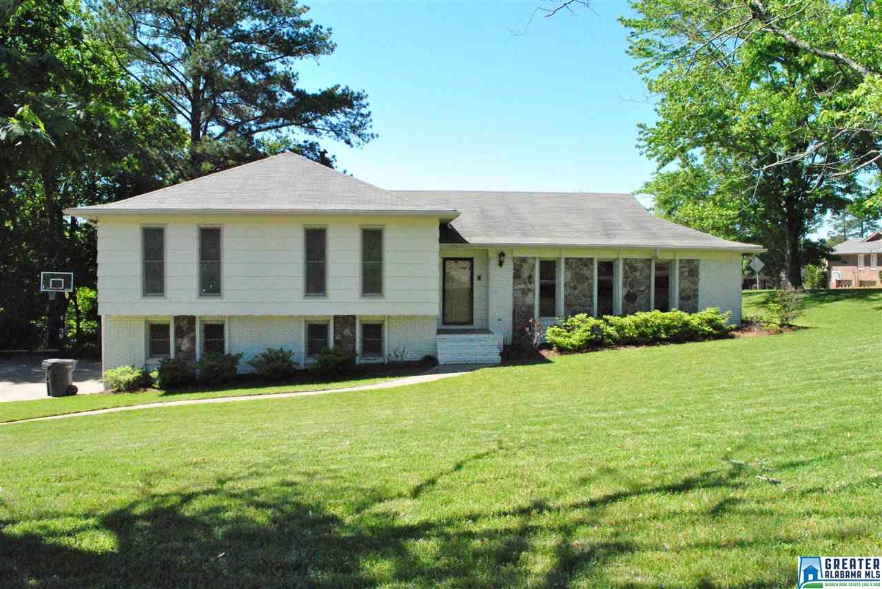 1901Mission Rd Rd, Vestavia Hills, AL 35216