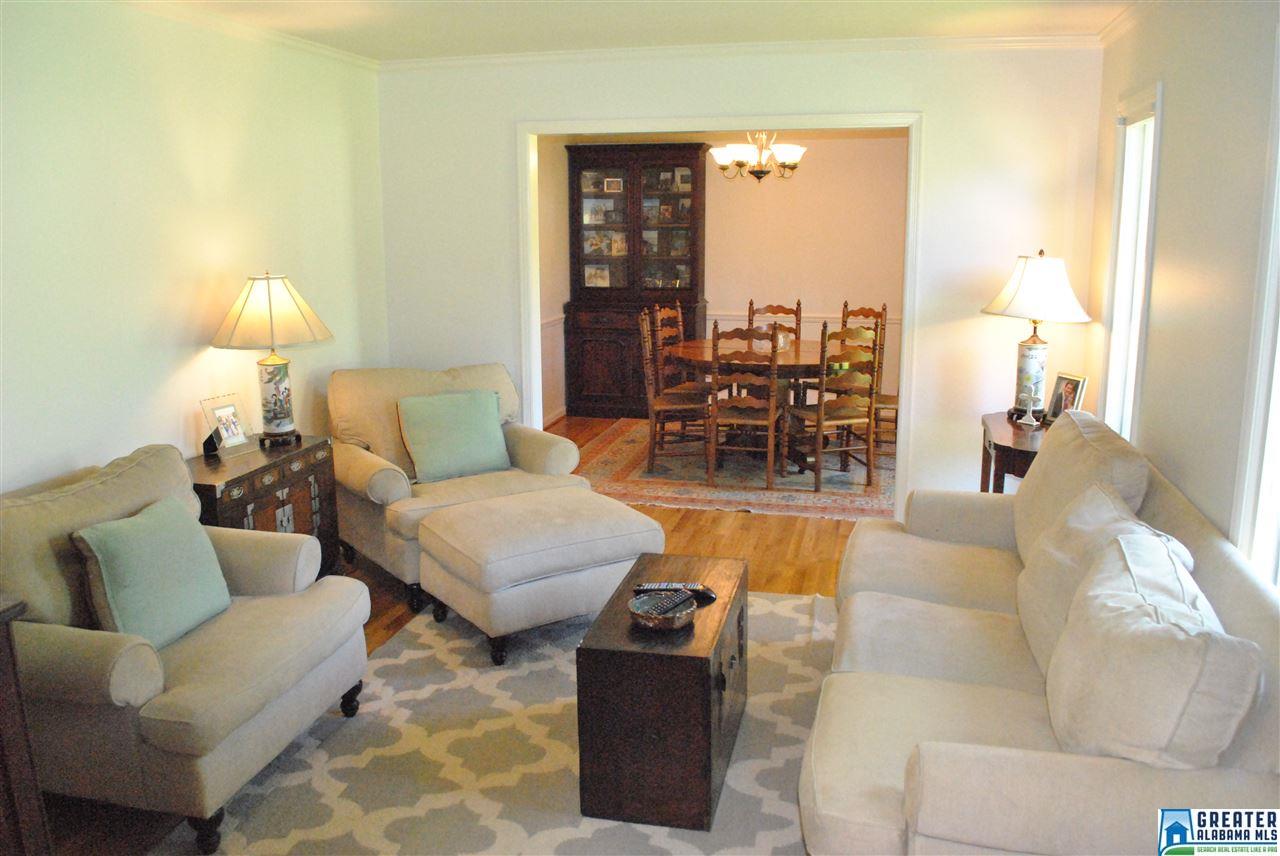 1901Mission Rd Rd, Vestavia Hills, AL 35216