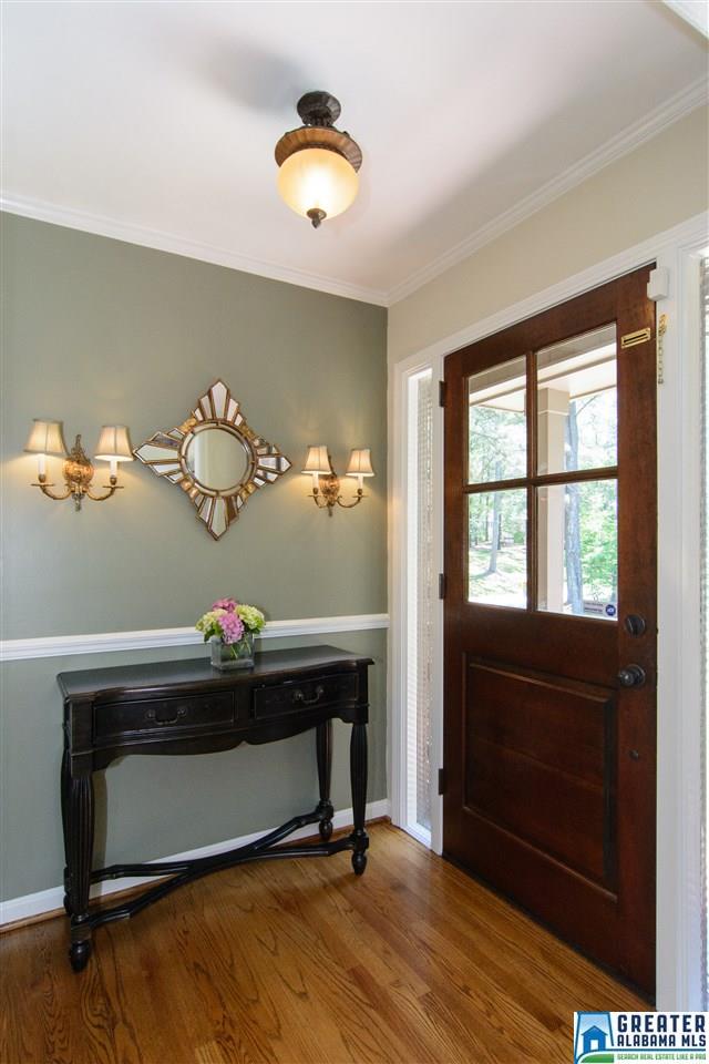 2136 WOODHUE CIR, Vestavia Hills, AL 35216