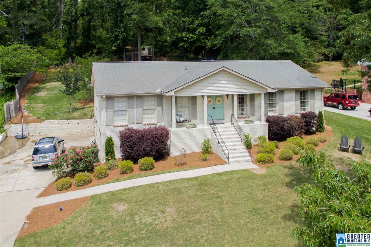 2108 VESTRIDGE DR, Vestavia Hills, AL 35216