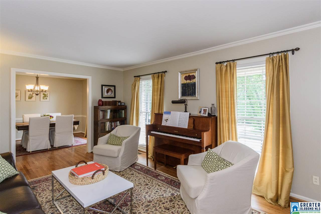 2108 VESTRIDGE DR, Vestavia Hills, AL 35216