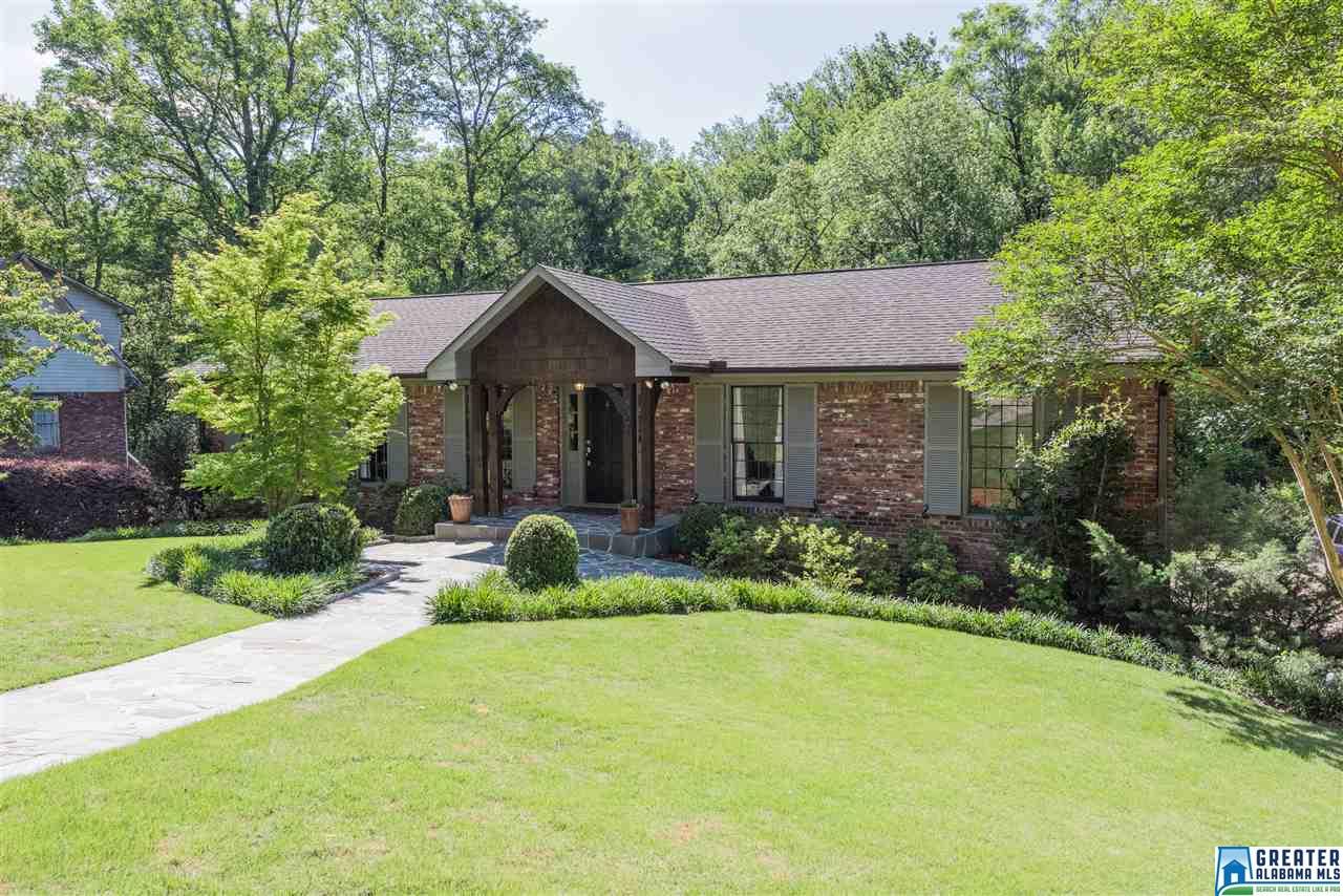 837 COMER CIR, Vestavia Hills, AL 35216
