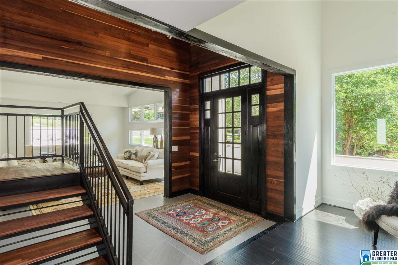 2216 BROOKDALE LN, Vestavia Hills, AL 35216