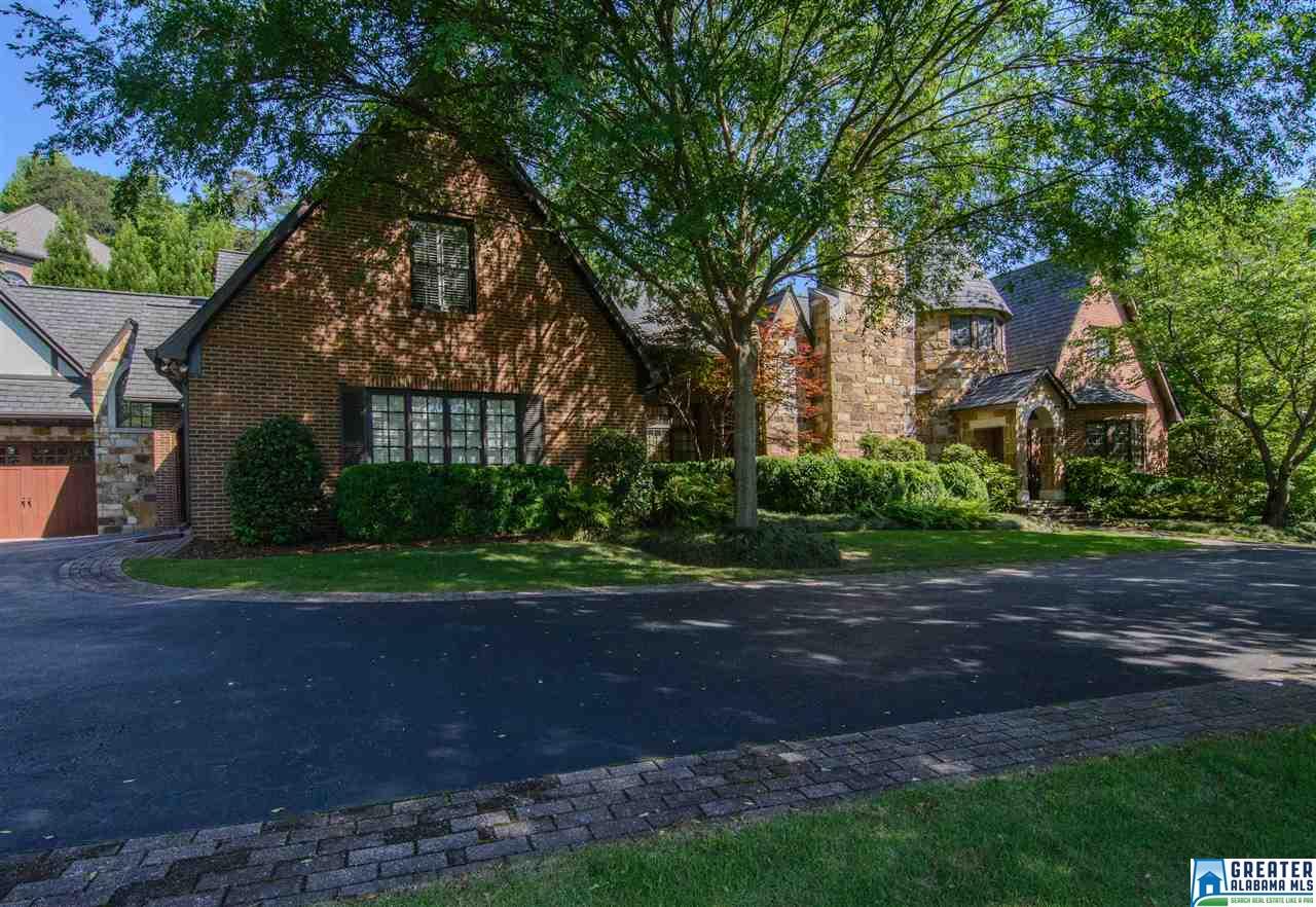 1749 VESTWOOD HILLS DR, Vestavia Hills, AL 35216