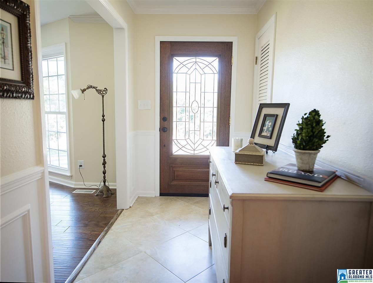 2104 VESTRIDGE DR, Vestavia Hills, AL 35216