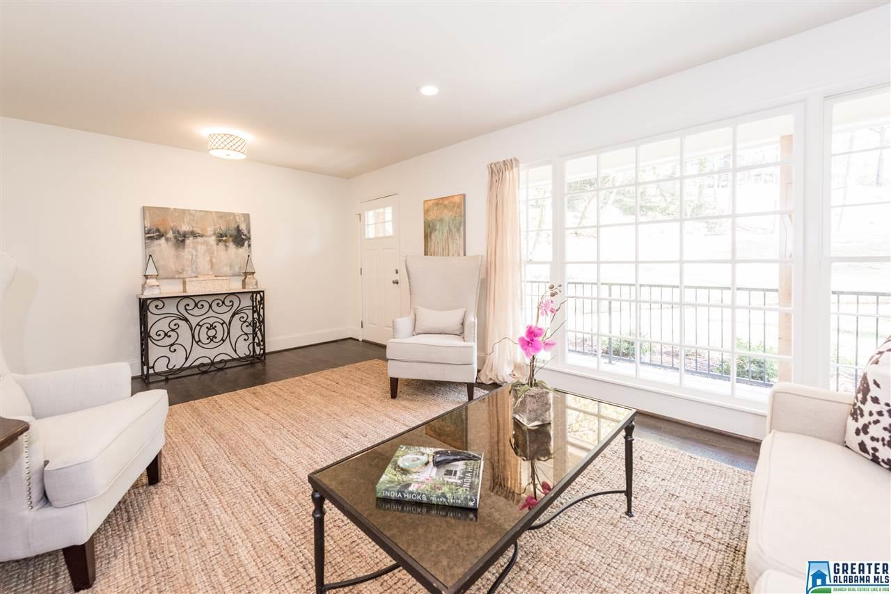 1542 BLIND BROOK LN, Vestavia Hills, AL 35216