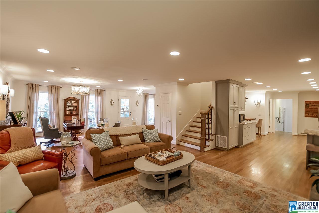 Vestavia Hills, AL 35216