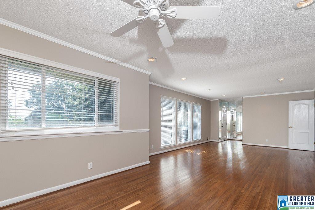 716 ROCKBRIDGE RD, Vestavia Hills, AL 35216