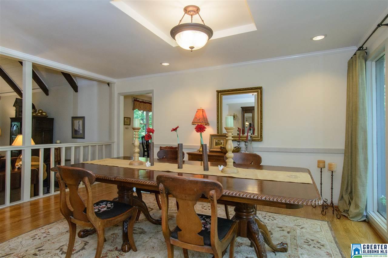2519 SHADES CREST RD, Vestavia Hills, AL 35216