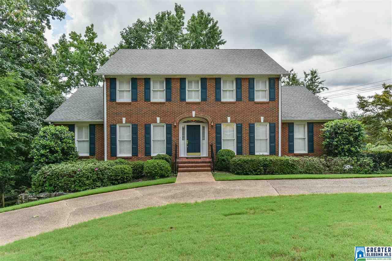 421 VESCLUB DR, Vestavia Hills, AL 35216