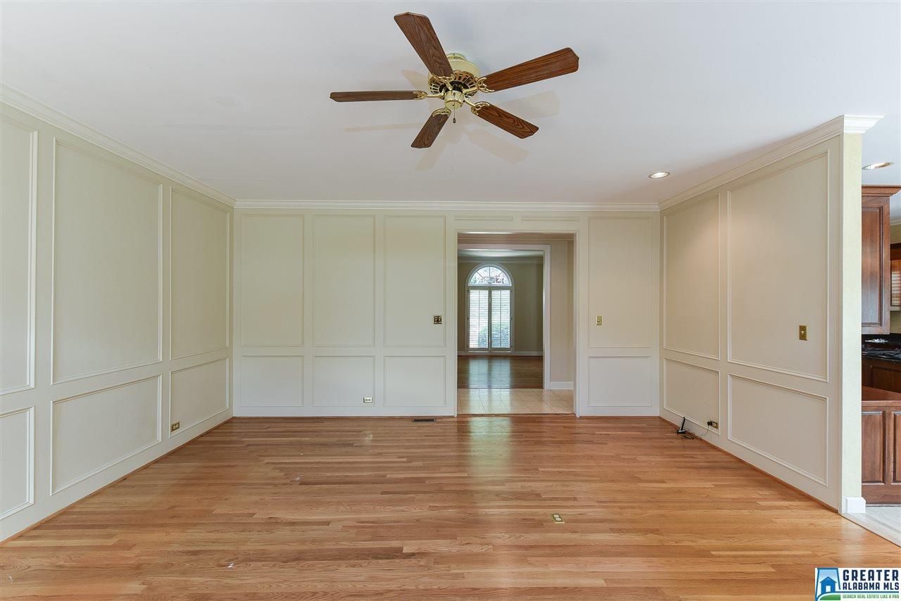 345 VESCLUB DR, Vestavia Hills, AL 35216
