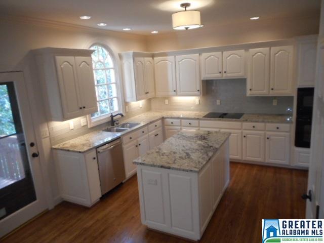 1245 BUCKHEAD CIR, Vestavia Hills, AL 35216
