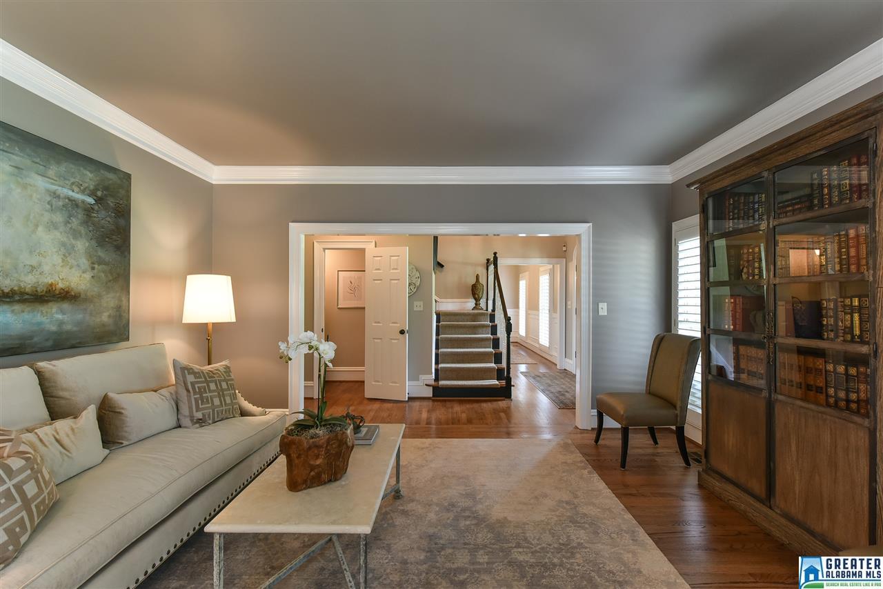 3340 BUCKHEAD DR, Vestavia Hills, AL 35216