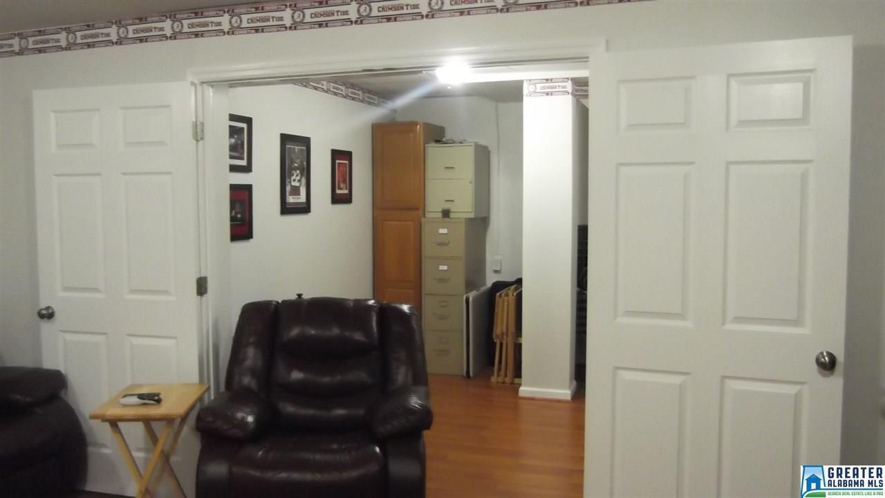 9809 WESTFIELD CT, Birmingham, AL 35217