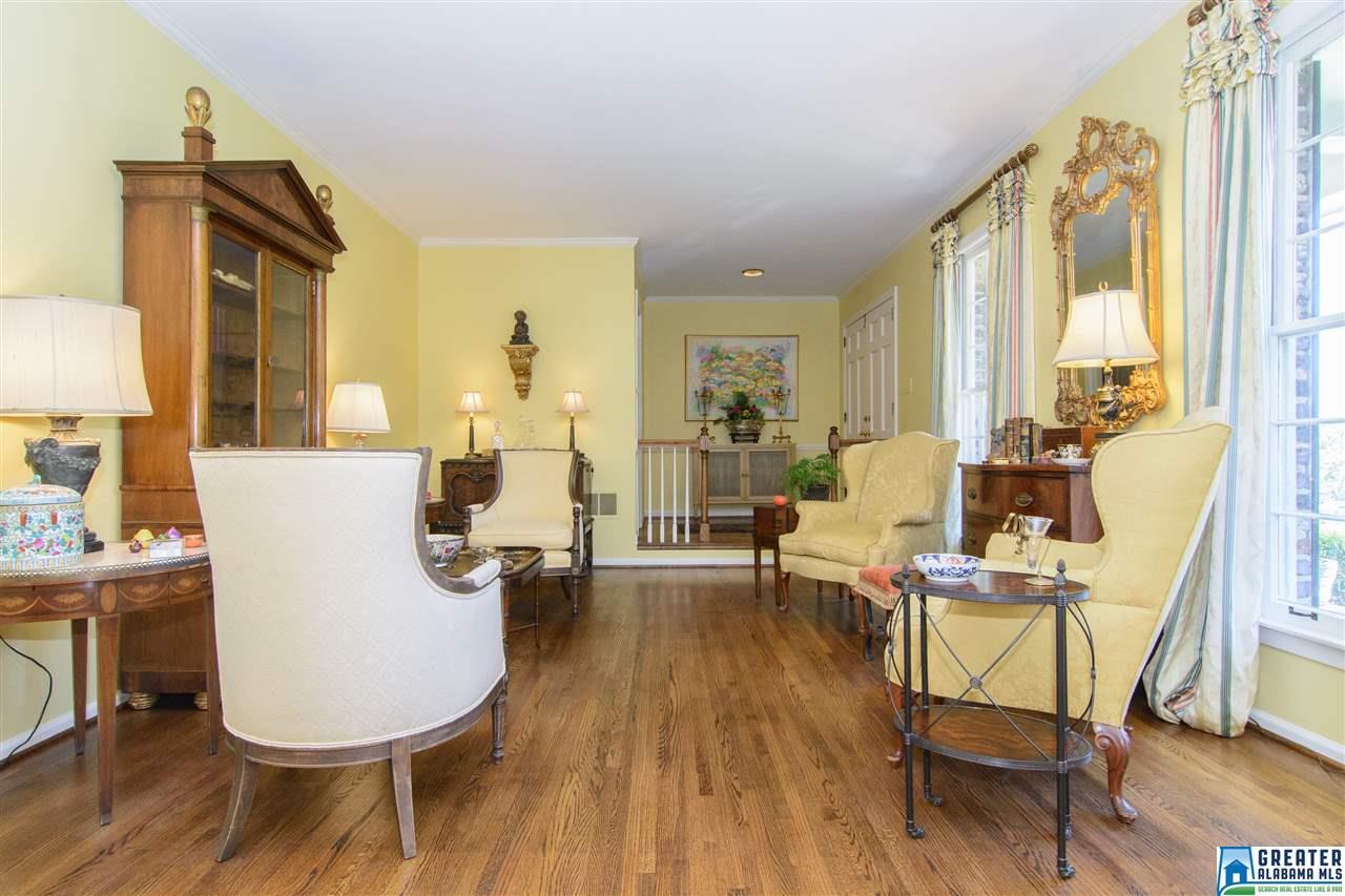 3772 CRESTBROOK RD, Mountain Brook, AL 35223