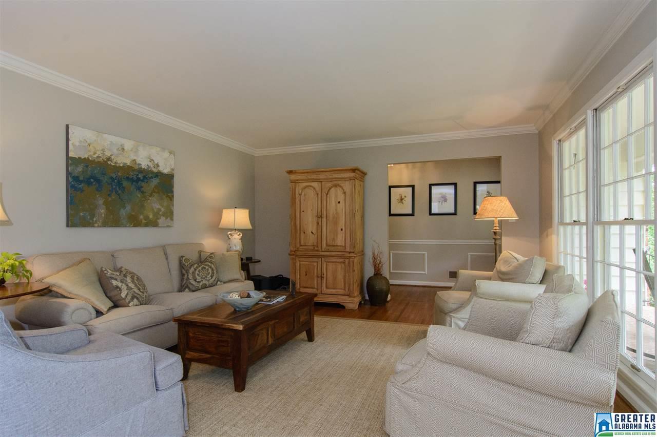 3140 WARRINGTON RD, Mountain Brook, AL 35223