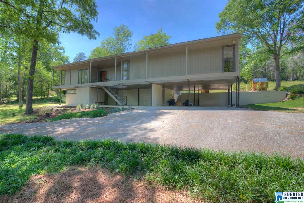 3320 N WOODRIDGE RD, Mountain Brook, AL 35223