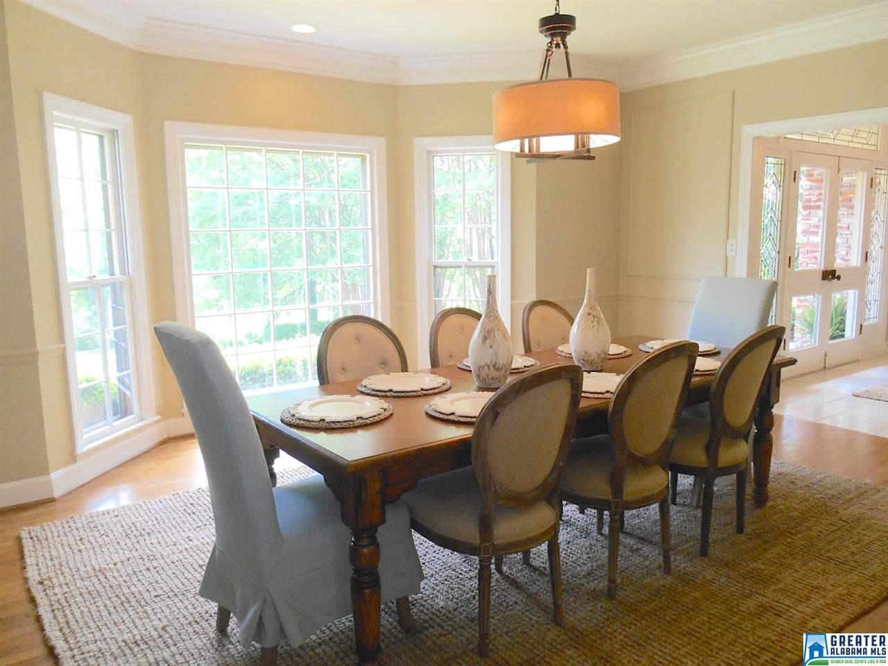 3500 VICTORIA RD, Mountain Brook, AL 35223