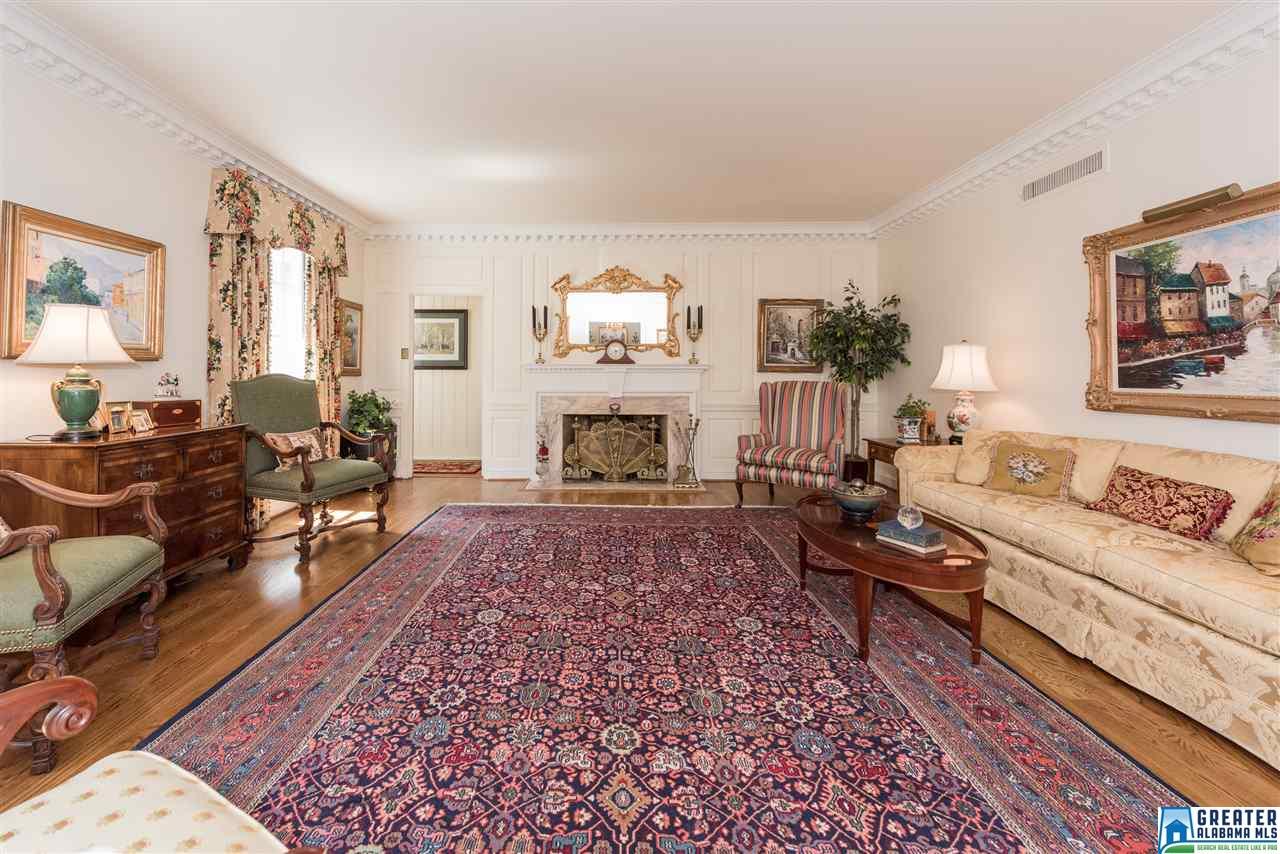3258 DELL RD, Mountain Brook, AL 35223