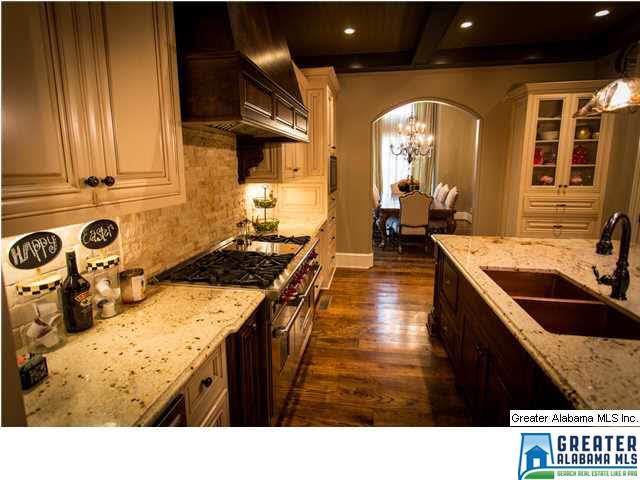 3180Overton Cove Cv, Mountain Brook, AL 35223